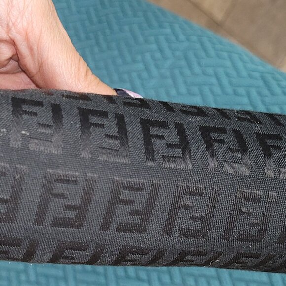 Fendi FF** Super Cute** Mini Bag - Picture 4 of 15